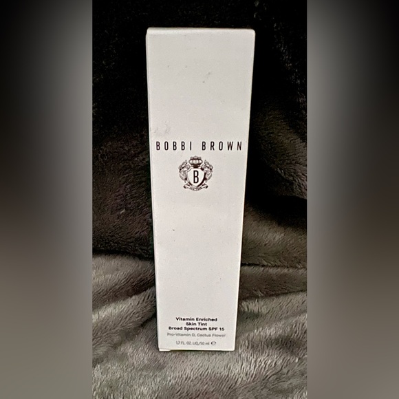 Bobbi Brown Vitamin Enriched Skin Tint Broad Spectrum SPF 15 Fair 1 1.7 Fl Oz - Picture 1 of 8
